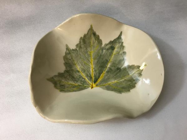 Virginia Creeper Leaf Tray picture