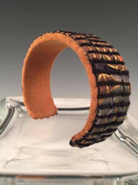 Narrow Cuff Bracelet - Gold Leaves picture