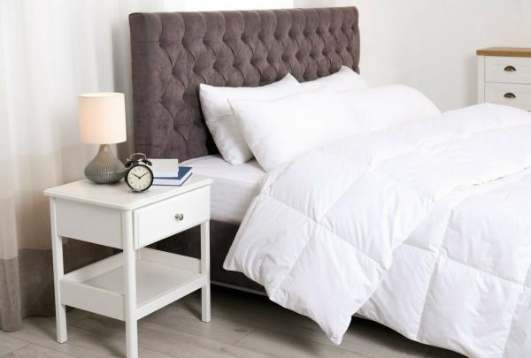 Super Soft Oversized Lightweight White Down Alternative Comforter picture