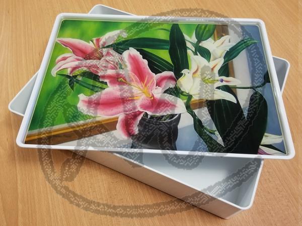 Star gazer lily Big plastic box picture