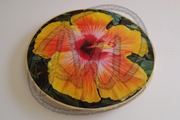Hibiscus on a lazy susan