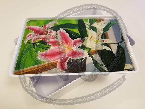 Star gazer lily small plastic box