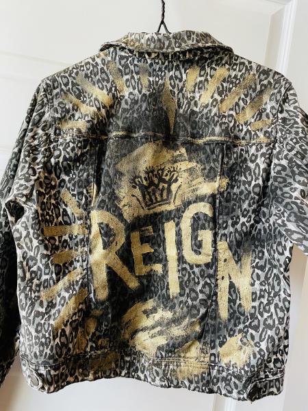 REIGN picture