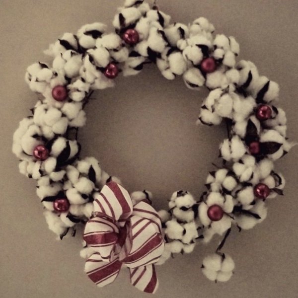 Christmas Cotton Wreath picture