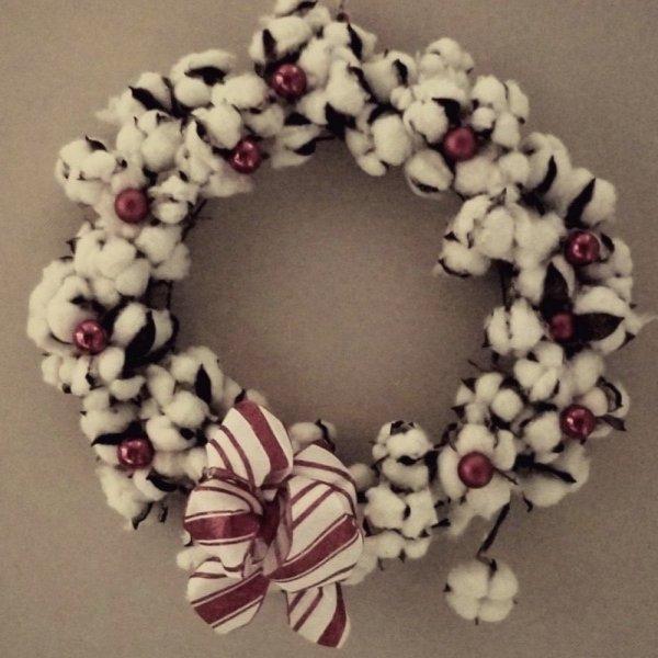 Christmas Cotton Wreath picture