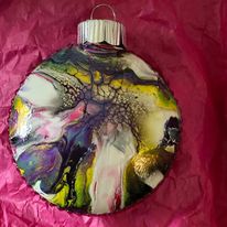 3.5in Round Acrylic Bloom Ornaments picture