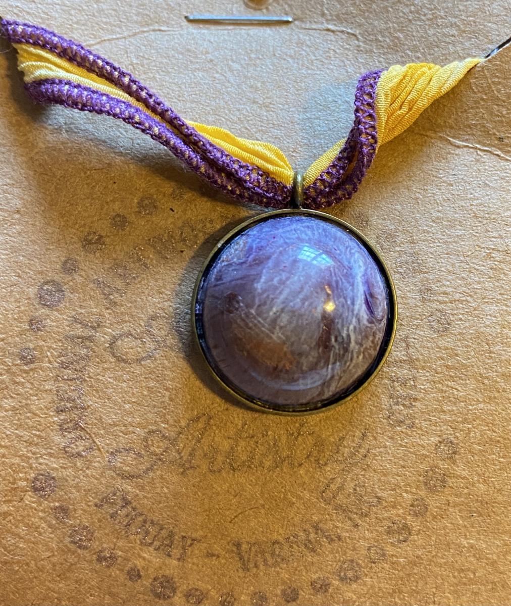 Acrylic Flow Necklaces picture