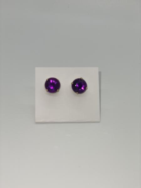 Shiny Round Studs picture