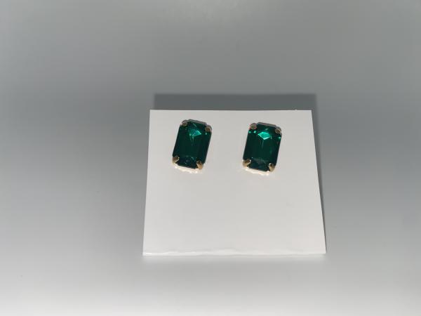 Shiny Stud Earrings picture