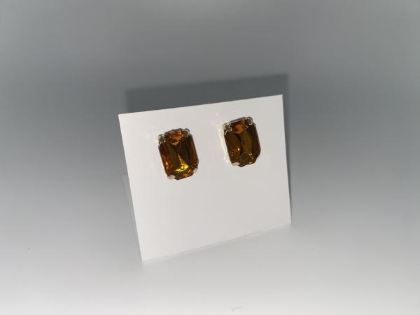 Shiny Stud Earrings picture