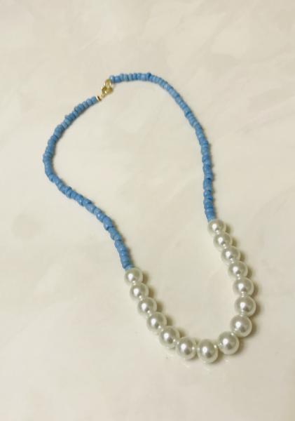 Pearl & Blue Bead Necklace picture