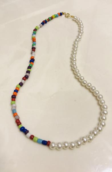 Pearl & Colorful Bead Necklace picture