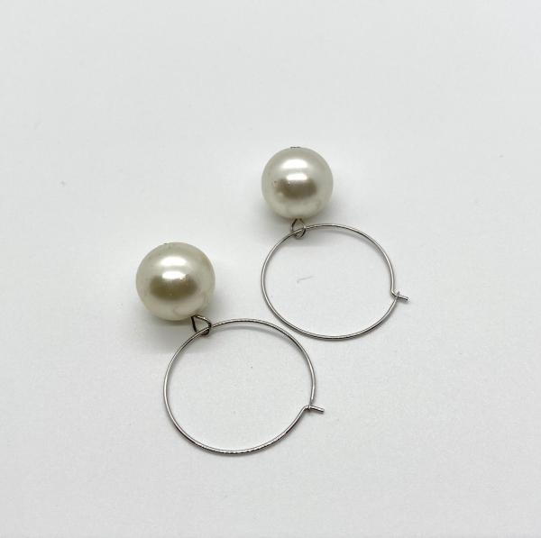 Pearl Drop Earrings picture