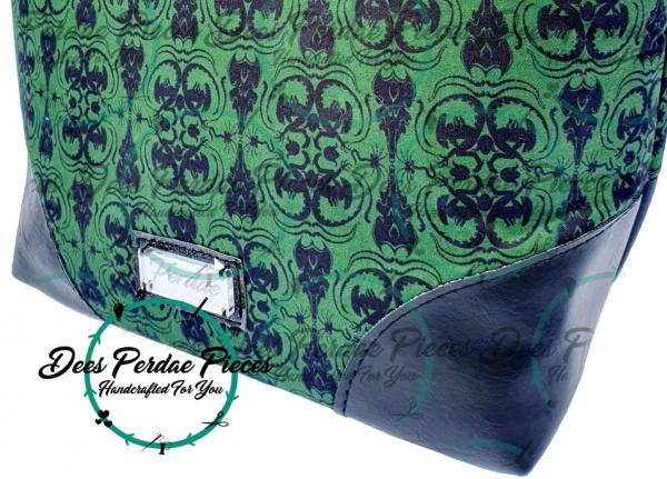 Aliens Damask picture