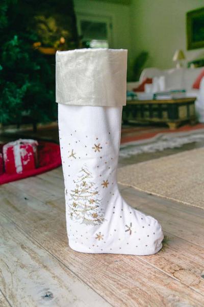 24" O' Shiny Tree Standing Stocking