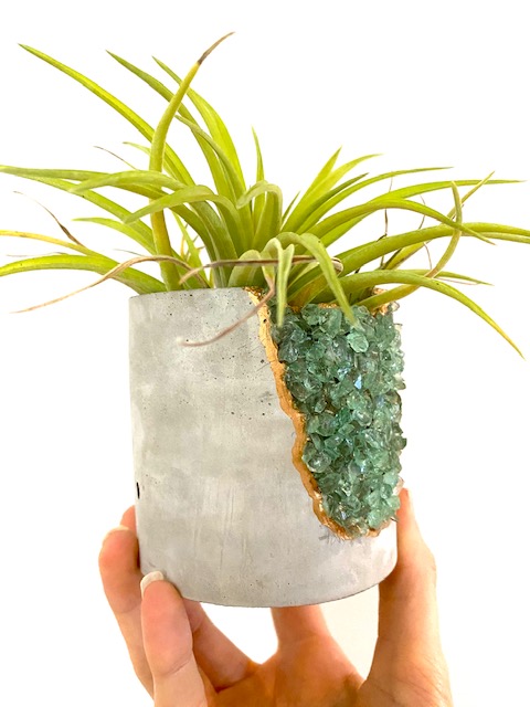 Green Gemstone Concrete Planter with Air Plant - Large Round picture