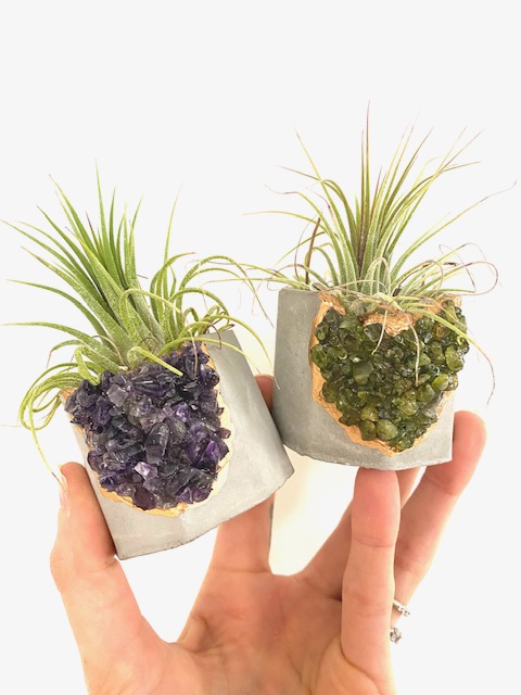 Peridot Crystal Concrete Planter with Air Plant - Octagon picture