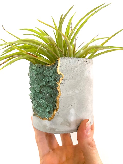Green Gemstone Concrete Planter with Air Plant - Large Round picture