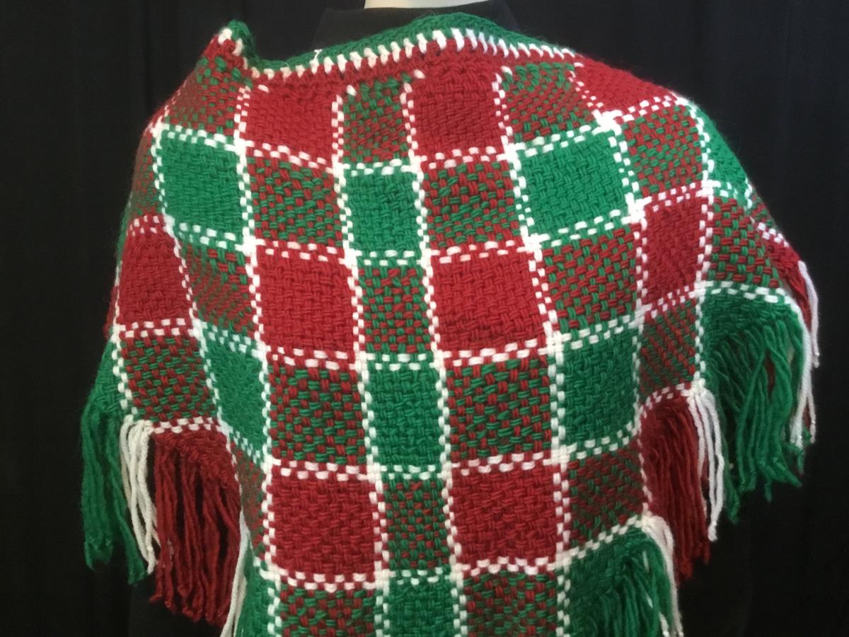 Handwoven wool/mohair triangular shawlette picture