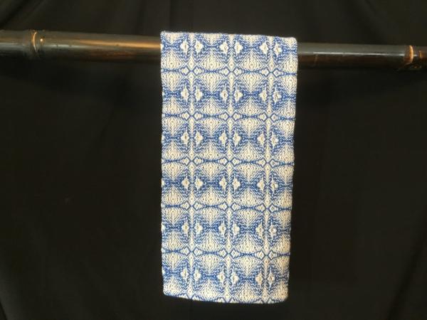 Handwoven tea towel in snowflake pattern picture