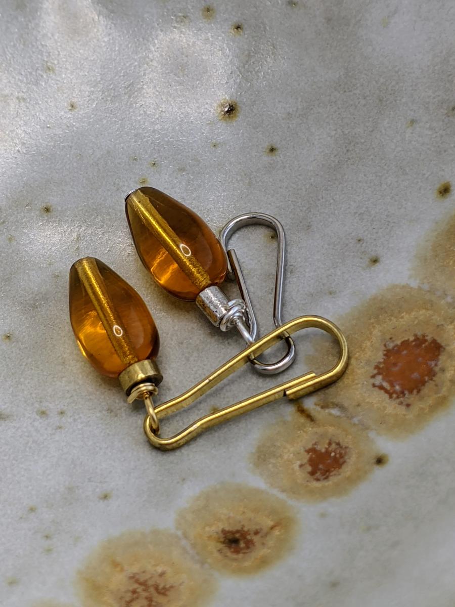 Bright Spot | Holiday Light Zipper Dangle | Small picture