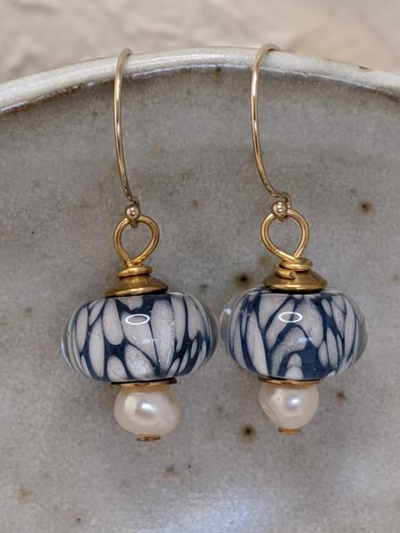 Cornflower Blue & Pearls | Gold picture