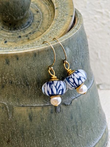 Cornflower Blue & Pearls | Gold picture