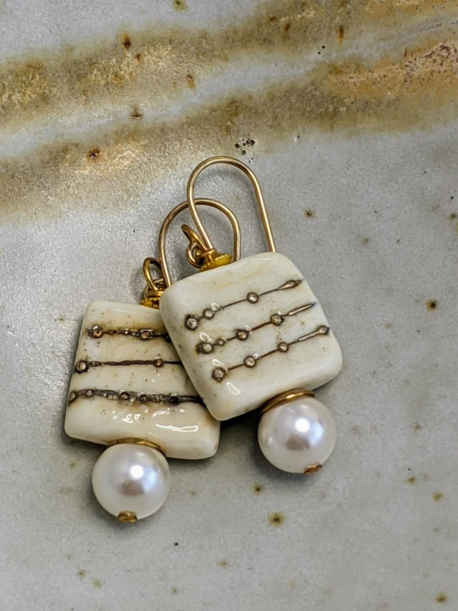 Golden Garlands | Gold picture