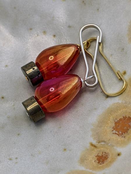 Holiday Light Zipper Dangle | Northern Lights - Large picture