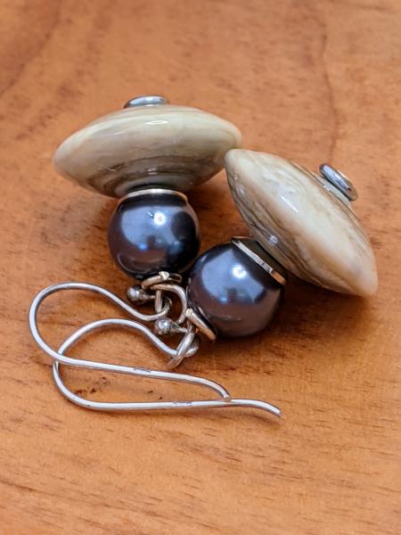 Modernist Pearl Earrings | Silver picture