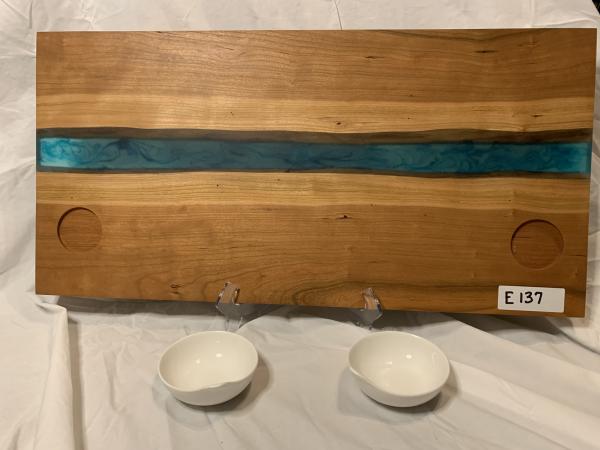 Epoxy River Cheeseboard picture