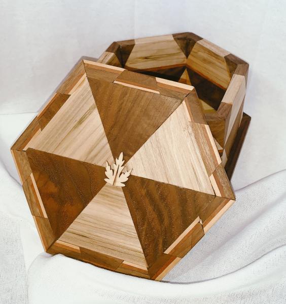 Unique Hexagon Box picture