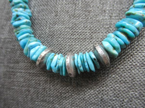 Turquoise Beaded Necklace picture