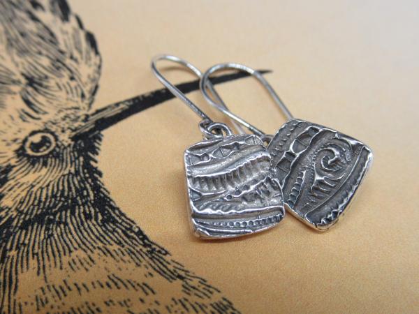 Tribal Wave Textured Tab Earrings picture