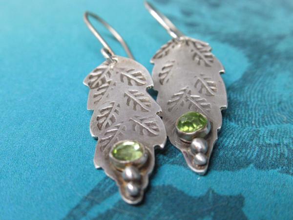 Leaf earrings picture