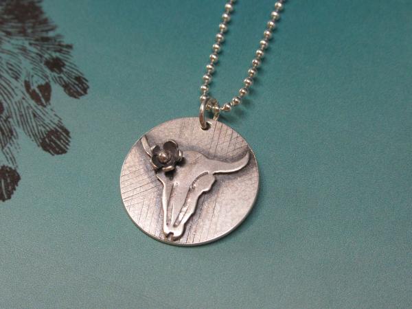 Desert Skull Necklace 1 picture