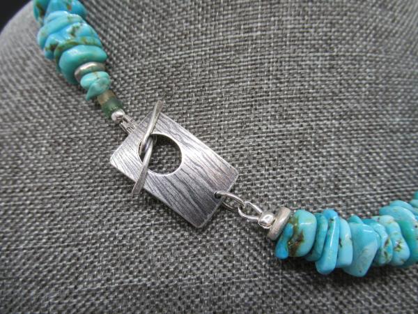 Turquoise Beaded Necklace picture