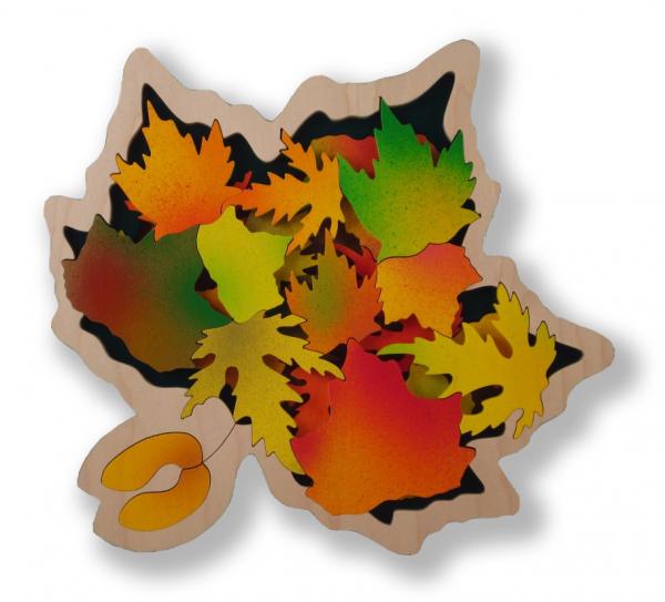 "2-Layer Maple Leaf Quilt Coffee Table Puzzle" (Ages 8-adult) picture