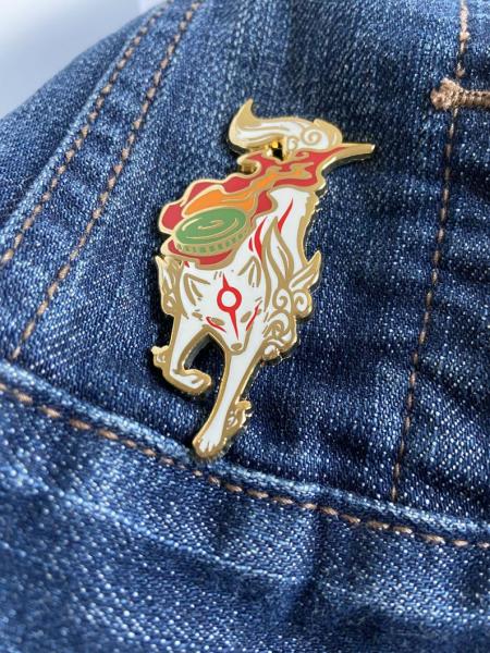 Amaterasu, Oki - Okami Enamel Pin picture