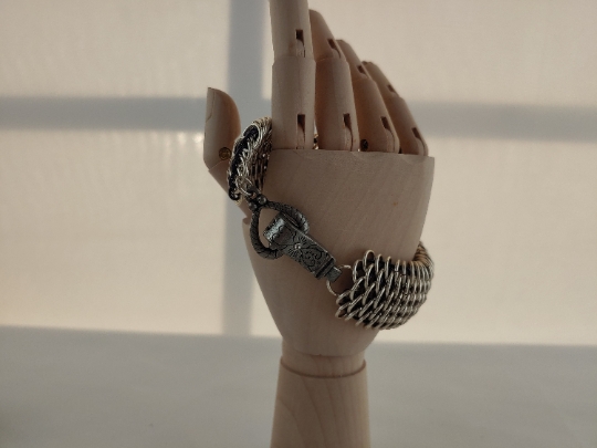 Dragonscale Chainmaille Bracelet
