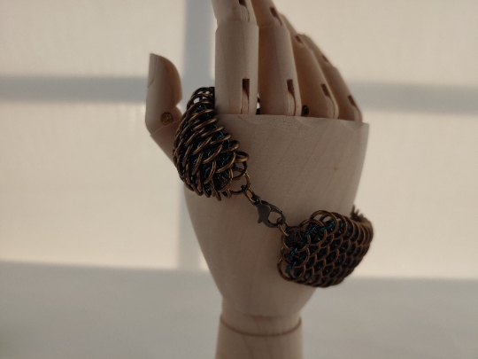 Dragonscale Chainmaille Bracelet
