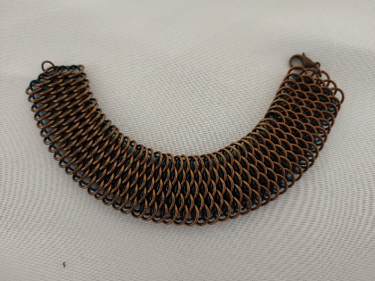 Dragonscale Chainmaille Bracelet picture