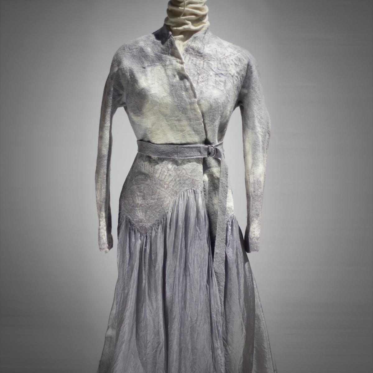 "Quiet murmur" Dress/Long Jacket picture