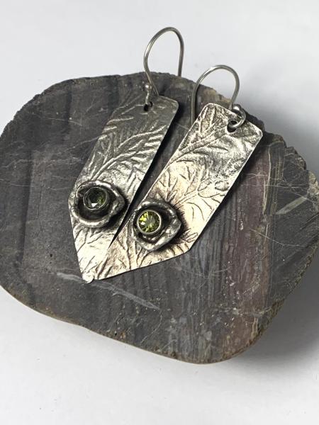 Silver earrings with Peridot