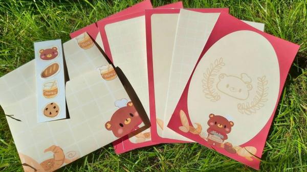 Bear Bakery Letter Writing Set picture