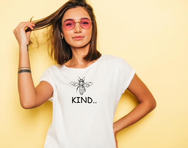 Be Kind Women's Funny T-Shirt picture