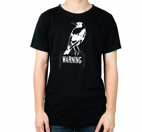 Funny Magpie Men's T-Shirt picture