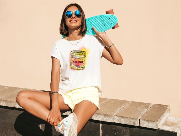 Vegemite Women's Funny T-Shirt picture