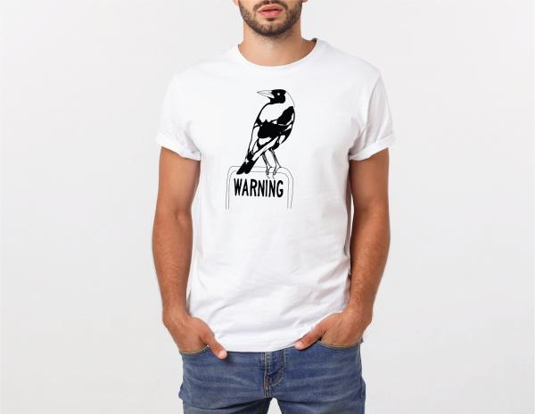 Funny Magpie Men's T-Shirt picture