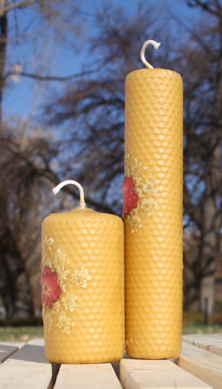 Beeswax candle with pressed flowers set of 2 picture